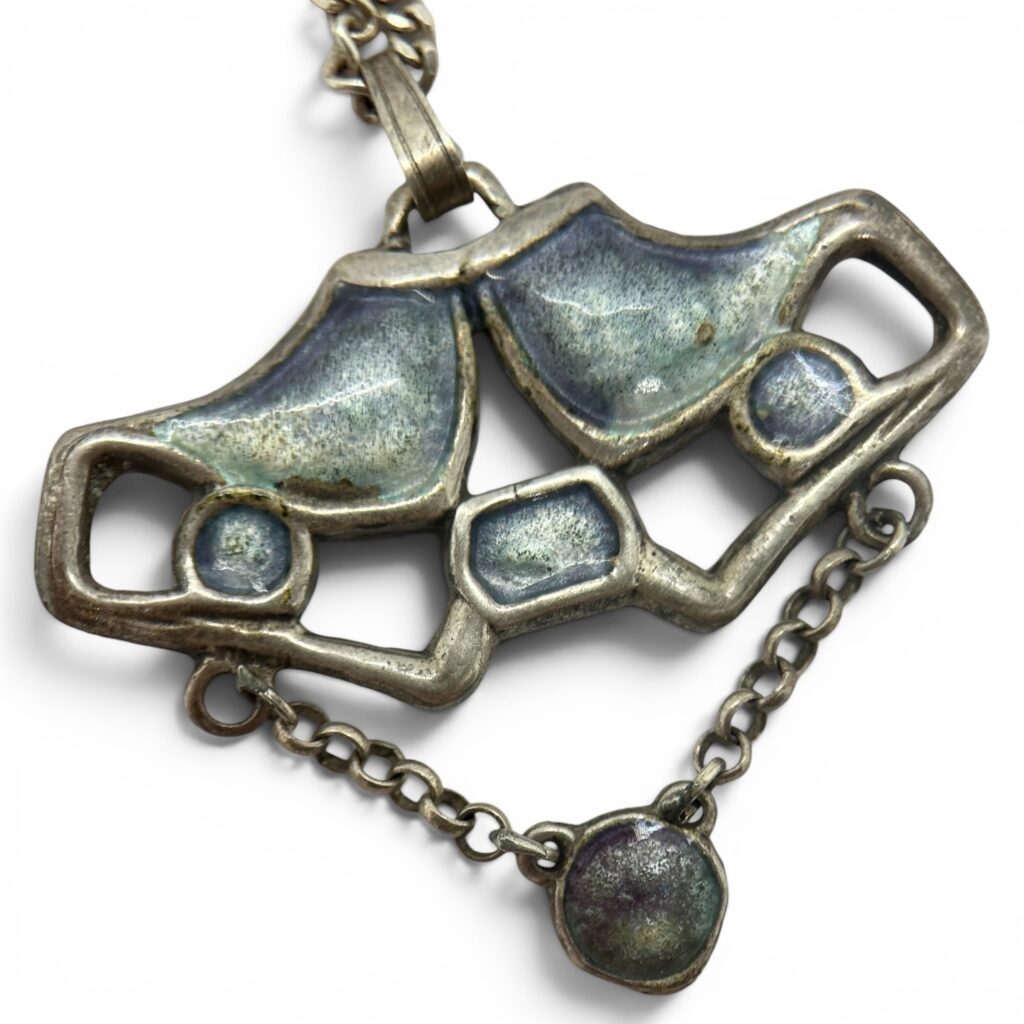 Fake Charles Horner pendant
